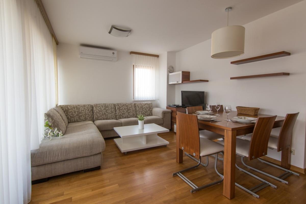 Apartment B8